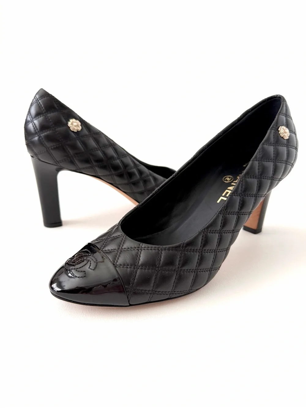 CHANEL | Quilted Leather CC Patent Cap Toe Camellia Pumps Black EU 39.5